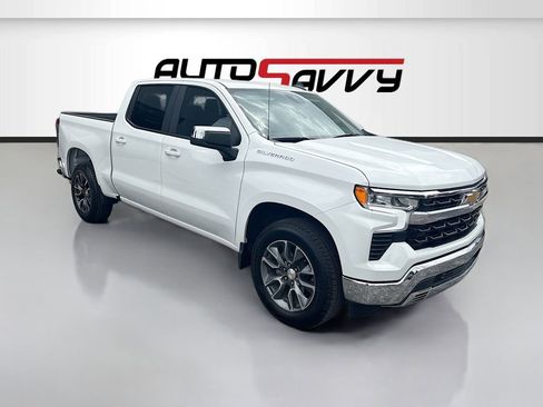 Used 2026 Chevrolet Silverado 1500 LT w/ Convenience Package II image 1