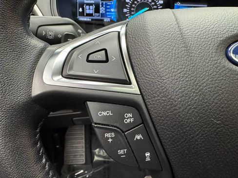 Certified 2022 Ford Edge SEL w/ Convenience Package AWD/4WD image 17