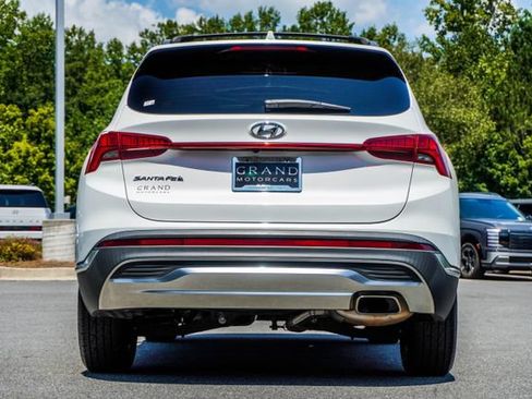 Used 2022 Hyundai Santa Fe SEL w/ Convenience + Premium Package FWD image 12