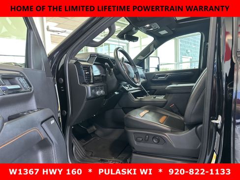Used 2024 GMC Sierra 2500 AT4 w/ AT4 Premium Plus Package AWD/4WD image 12