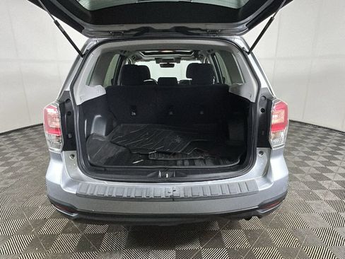 Used 2017 Subaru Forester 2.5i Premium AWD/4WD image 32