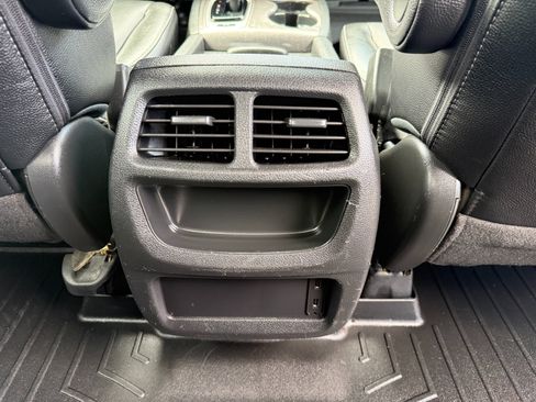 Used 2018 Honda Ridgeline RTL-T image 43