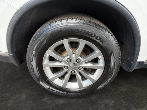 Used 2018 Dodge Durango SXT w/ Quick Order Package 2BB AWD/4WD image 39