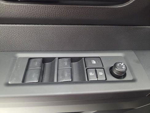 New 2026 Toyota Tundra SR image 43