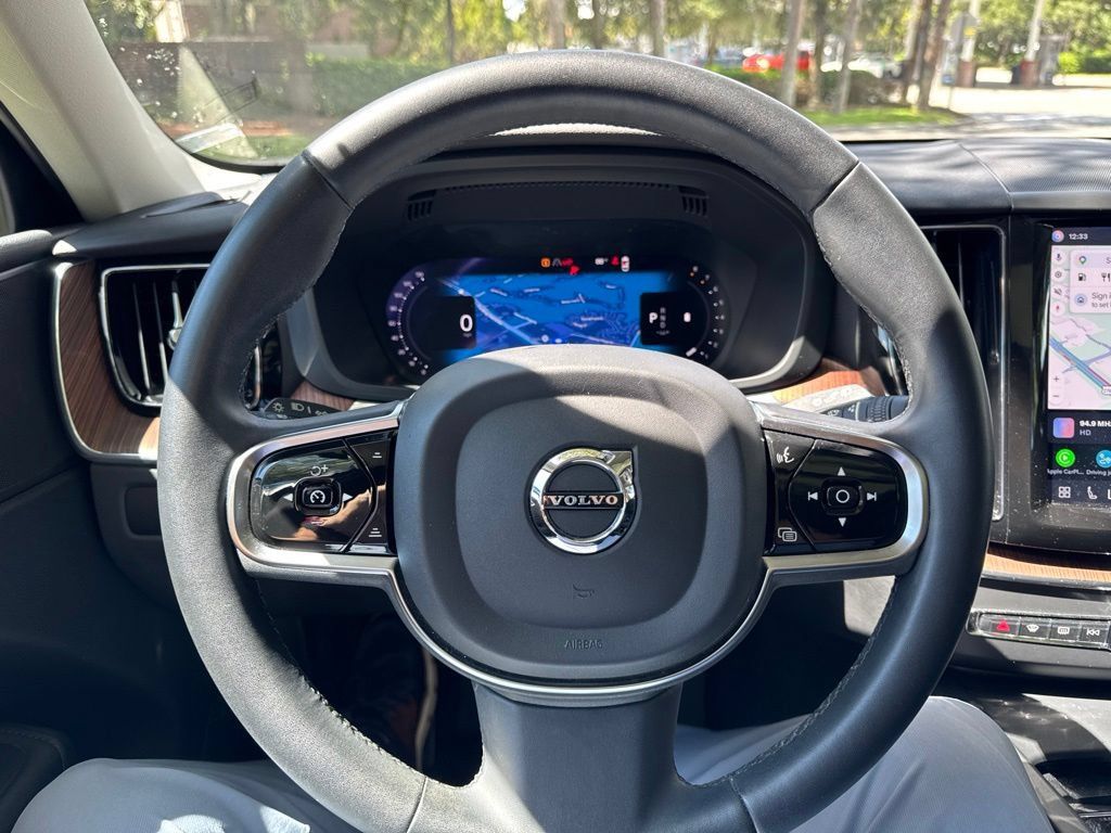 Certified 2024 Volvo XC60 B5 Plus w/ Protection Package Premier AWD/4WD image 13