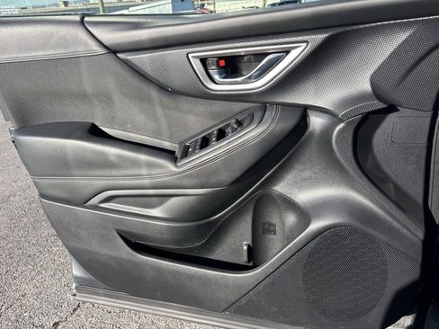 Used 2023 Subaru Forester Premium w/ Popular Package #1 image 16