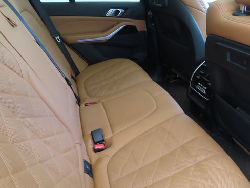 Used 2023 BMW X5 xDrive40i w/ Premium Package AWD/4WD image 25