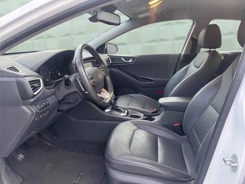 Used 2019 Hyundai Ioniq Limited FWD image 10