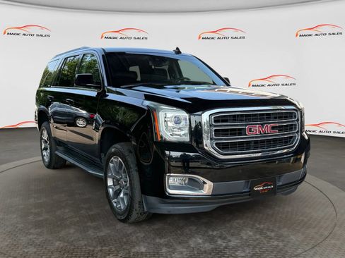 Used 2017 GMC Yukon SLT AWD/4WD image 5