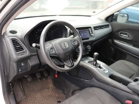 Used 2016 Honda HR-V LX image 10