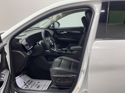 Used 2024 Buick Envision Preferred AWD/4WD image 2