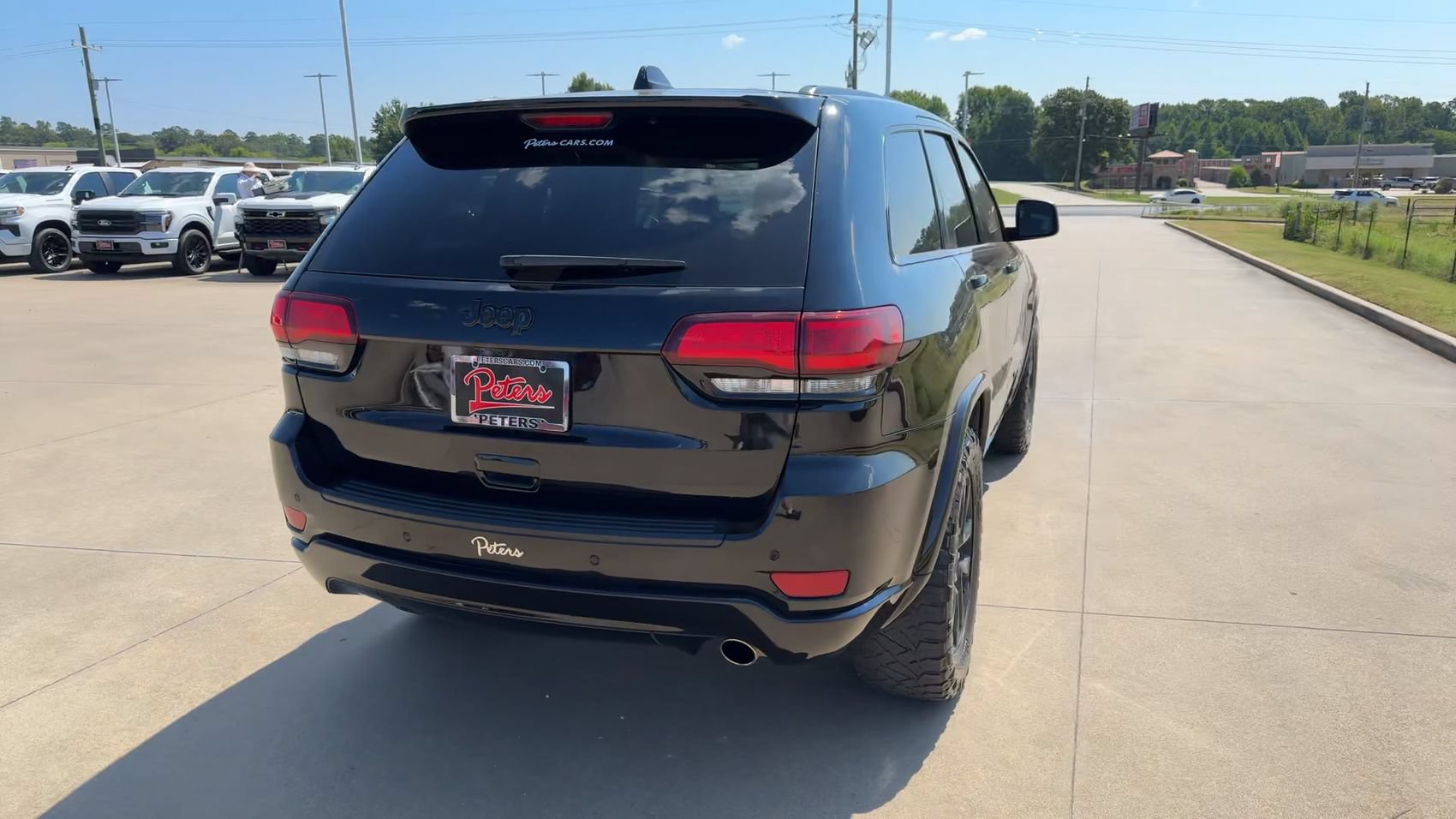 Used 2022 Jeep Grand Cherokee Laredo X RWD image 7