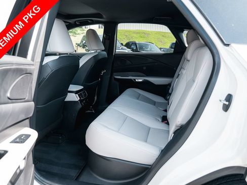 Used 2024 Lexus RX 350 Premium w/ Accessory Package (Z1) AWD/4WD image 27