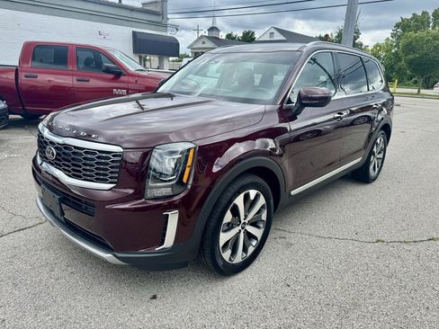 Used 2020 Kia Telluride S AWD/4WD image 3