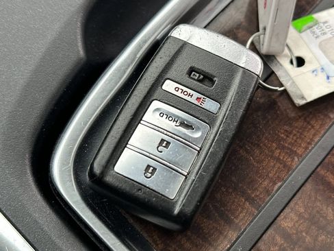 Used 2018 Acura MDX FWD image 30