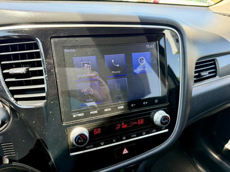 Used 2020 Mitsubishi Outlander SEL FWD image 19