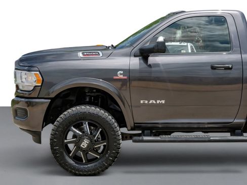 Used 2022 RAM 3500 Tradesman AWD/4WD image 11