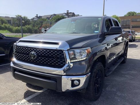 Used 2021 Toyota Tundra SR5 w/ SR5 Leather Package RWD image 4
