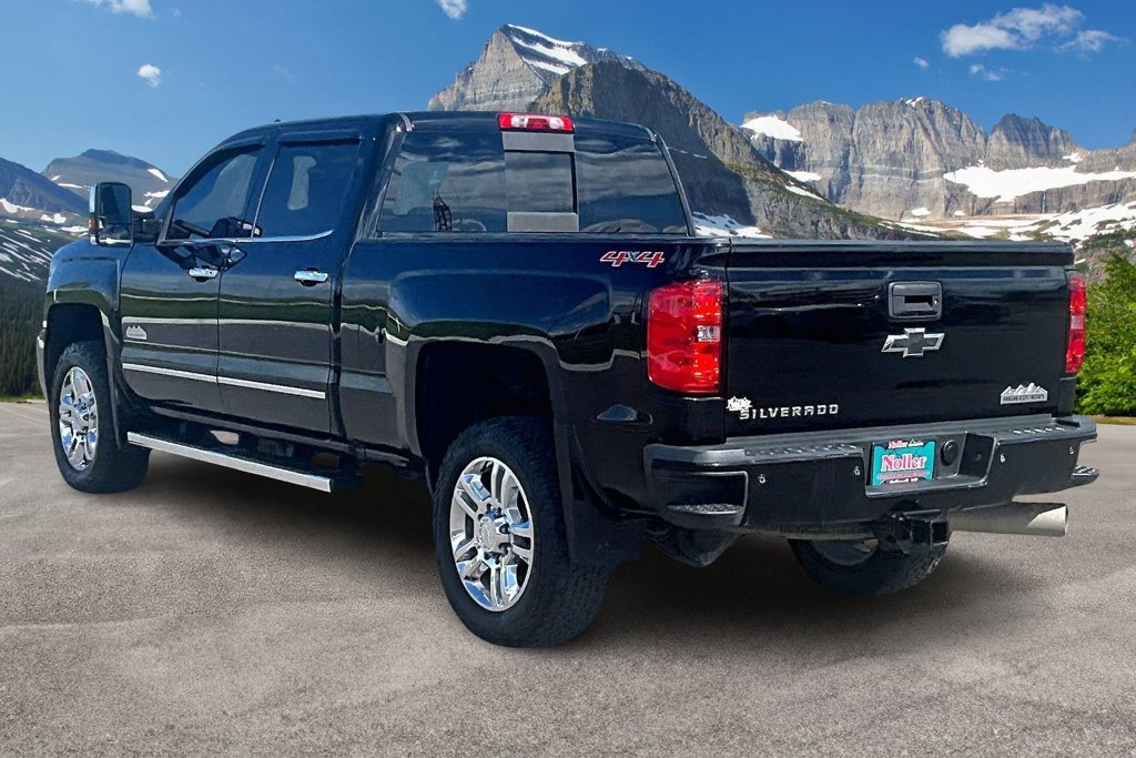 Used 2016 Chevrolet Silverado 2500 High Country w/ Duramax Plus Package AWD/4WD image 13