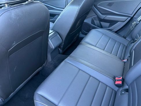 Used 2024 Volkswagen Jetta SE FWD image 11