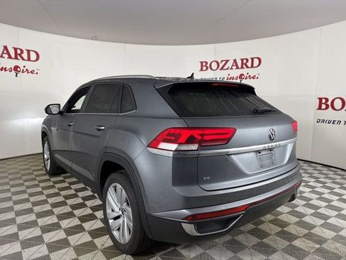 Used 2023 Volkswagen Atlas Cross Sport SE image 6