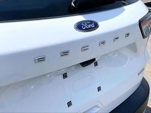 Used 2022 Ford Escape S AWD/4WD image 8