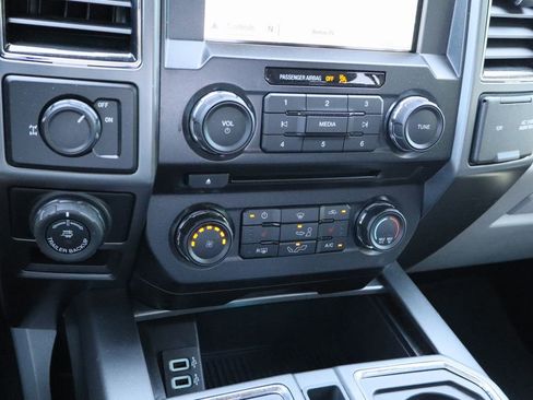 Used 2018 Ford F150 XLT w/ Equipment Group 302A Luxury image 17