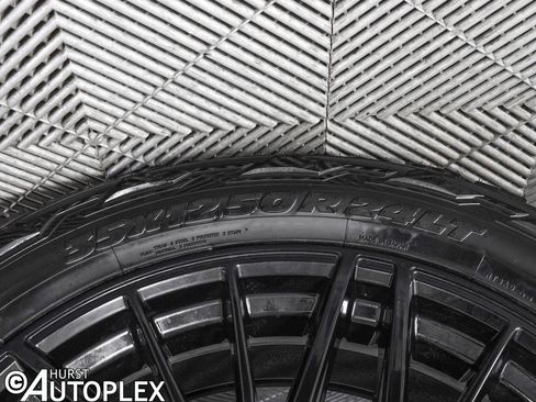 Used 2026 GMC Yukon Denali image 37