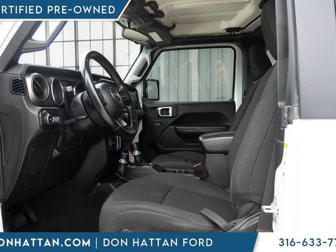 Used 2020 Jeep Wrangler Sport AWD/4WD image 3