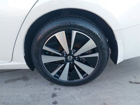 Used 2019 Nissan Altima 2.5 SV image 31