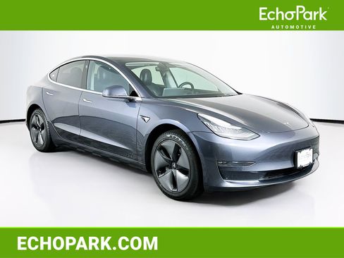 Used 2019 Tesla Model 3 Standard Range RWD image 1