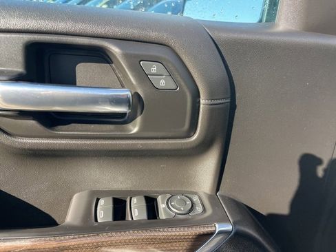 Used 2019 Chevrolet Silverado 1500 LT w/ Texas Edition image 12