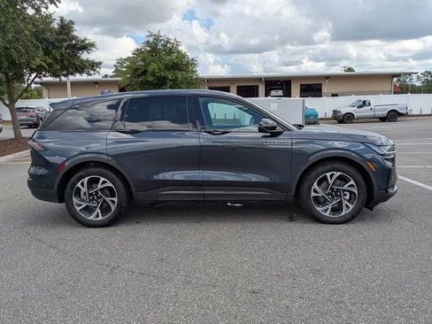 Certified 2024 Lincoln Nautilus Premier w/ Equipment Group 102A AWD/4WD image 2