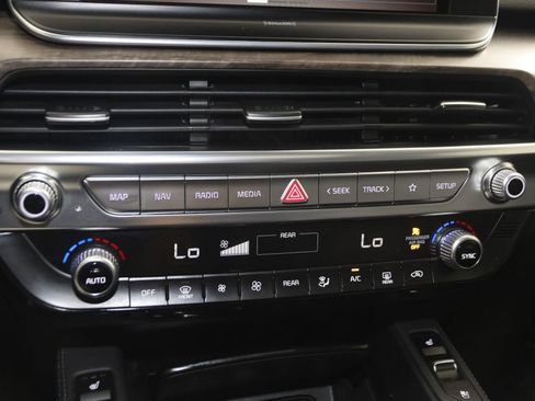 Used 2020 Kia Telluride EX FWD image 31