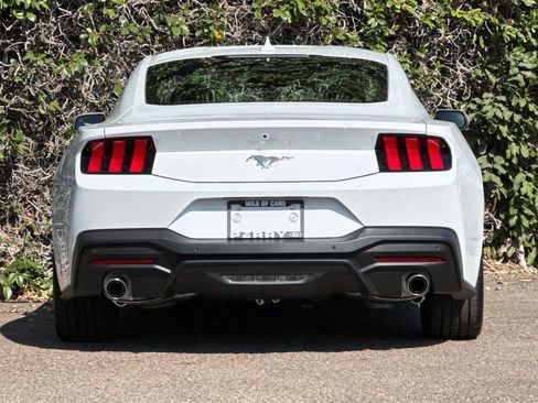 New 2025 Ford Mustang Coupe image 5