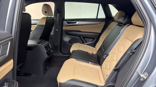 Used 2024 Volkswagen Atlas Cross Sport SE FWD image 16