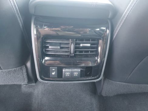 Used 2019 Toyota Avalon Touring w/ Advanced Safety Package FWD image 11