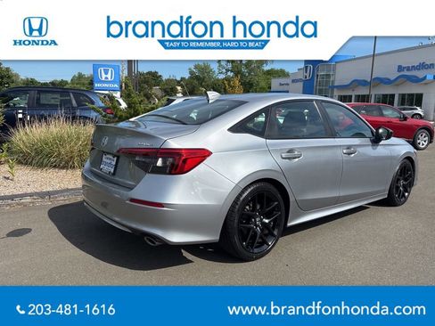 Used 2023 Honda Civic Sport image 6