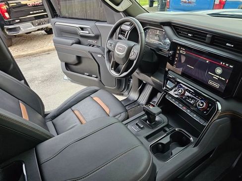 Used 2025 GMC Sierra 1500 AT4 AWD/4WD image 27