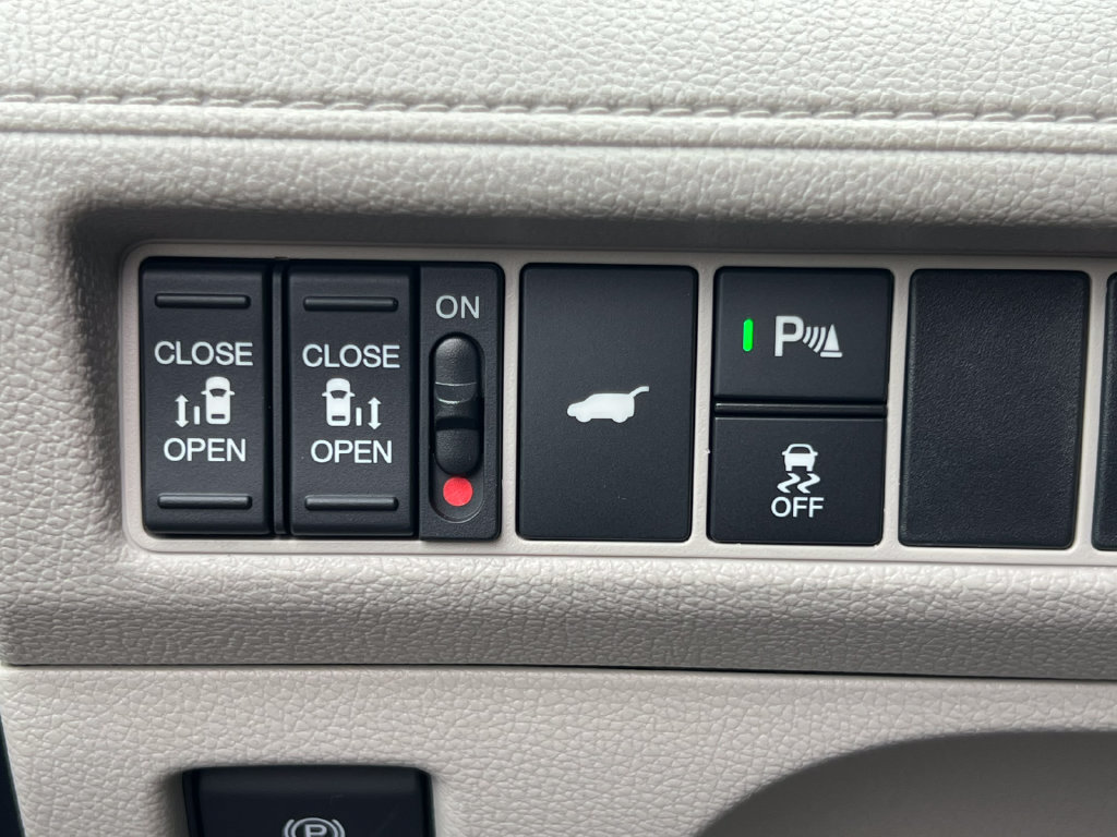 New 2027 Honda Odyssey Touring image 18