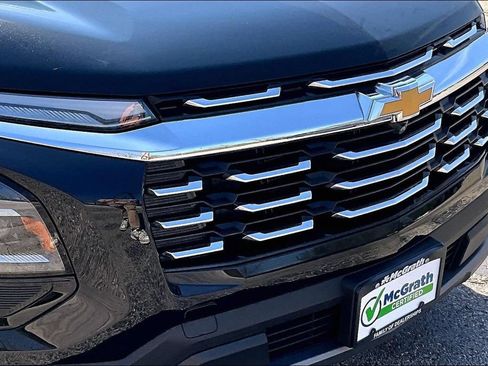 Used 2025 Chevrolet Equinox LT AWD/4WD image 34