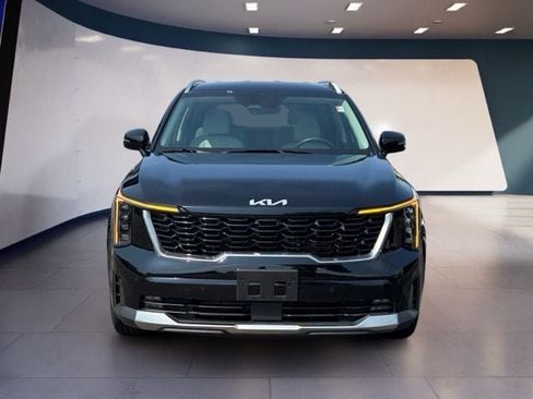 Certified 2025 Kia Sorento EX AWD/4WD image 8