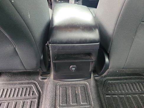 Used 2019 Ford Ranger XL w/ Equipment Group 101A Mid RWD image 11