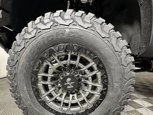 New 2023 Ford F250 Lariat w/ Lariat Ultimate Package image 6