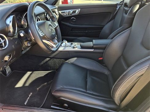 Certified 2019 Mercedes-Benz SLC 300 image 12