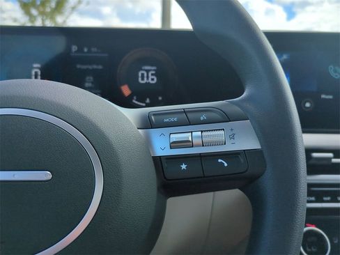 New 2026 Hyundai Tucson SEL image 32