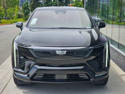 New 2026 Cadillac Optiq Sport 1 AWD/4WD image 8