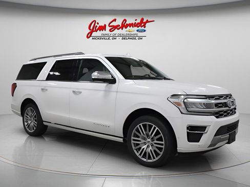 Used 2024 Ford Expedition Max Platinum AWD/4WD image 2