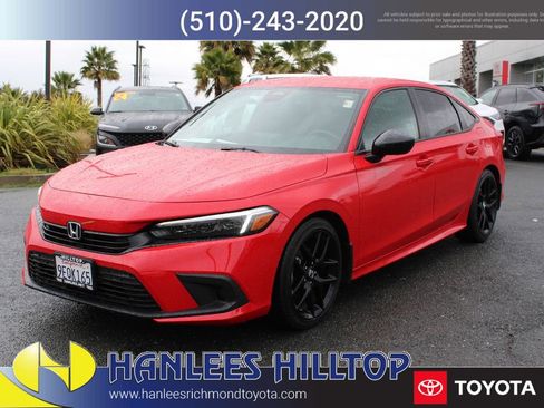 Used 2023 Honda Civic Sport image 3