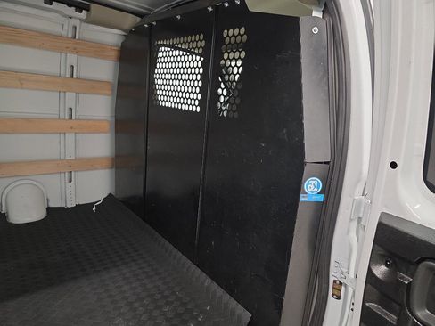 Used 2024 GMC Savana 2500 Work Van w/ Driver Convenience Package image 7